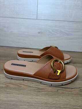 Good Choice Raine Tan Textured Slide Sandals Gold Buckle Shoes 8